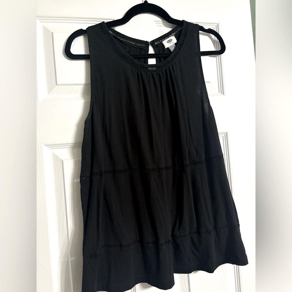 Tiered Old Navy Tank with Keyhole detail